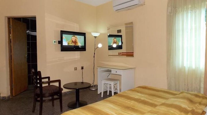 Eden Crest by Cirios Hotels