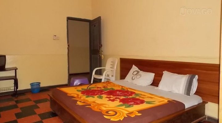 Macdons Guest House