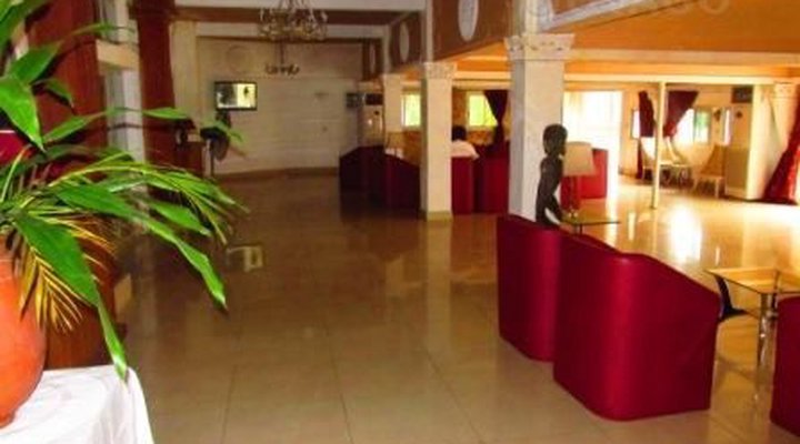 Touristic Deido Palace