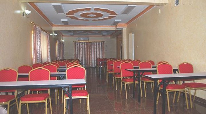 Glory Summit Hotel