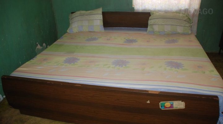 Cris Rock Guest Inn (Annex)