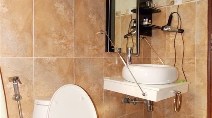 Madugu Hotels and Luxury Apartments LTD