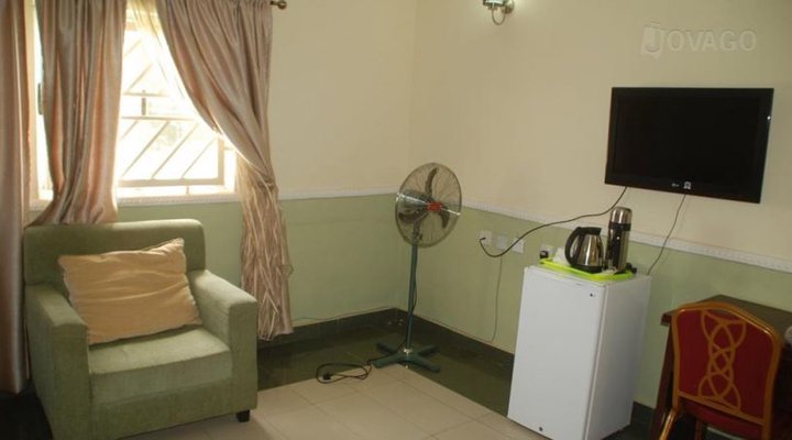 Naerls Suites And Conference Centre