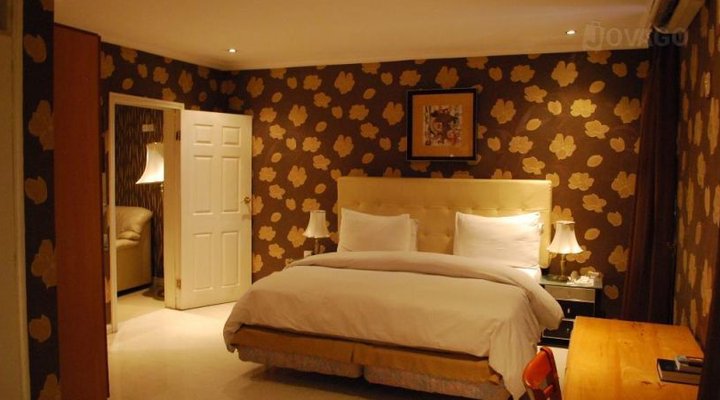 Hampshire Hotel And Resort