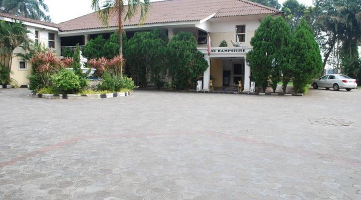 Hampshire Hotel And Resort