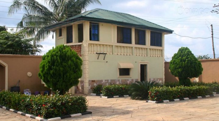 Olatoke Hotel