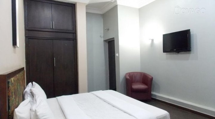 Silver Stone Hotel