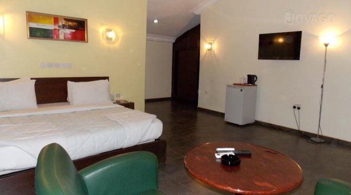 Silver Stone Hotel