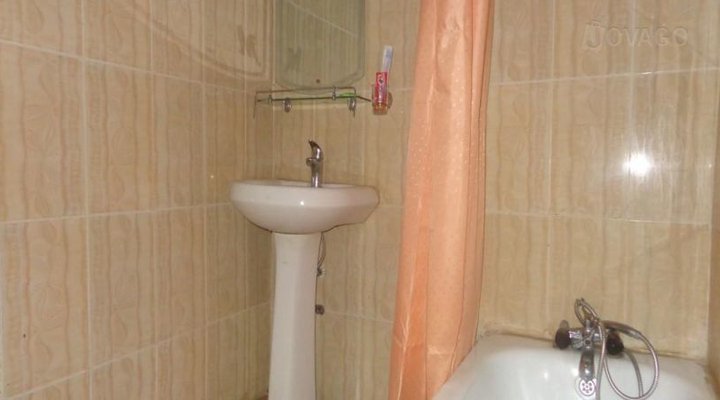 Maingate Hotel & Suites