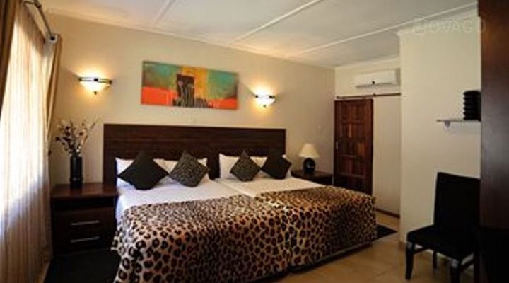 Guest Paradise Lodge