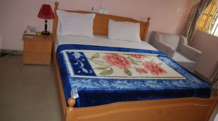 Tankar-Kar Hotel (Main)