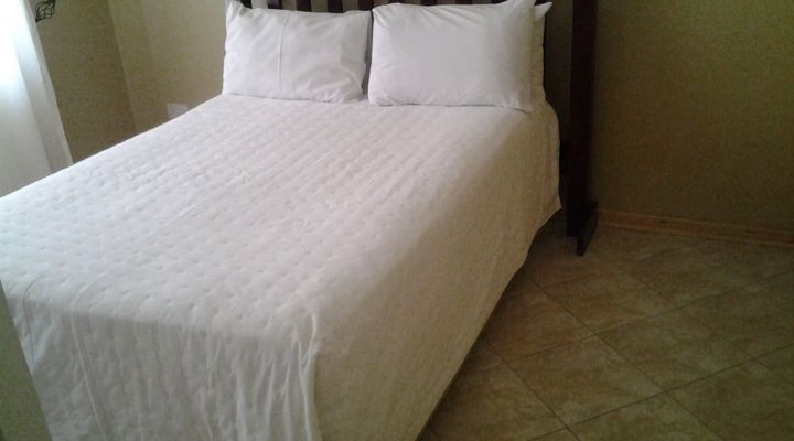 Ruva Self-Catering Apartments, Newlands