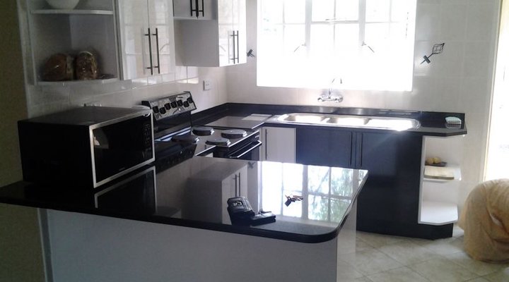Ruva Self-Catering Apartments, Newlands