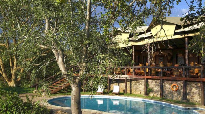 Serengeti Migration Camp