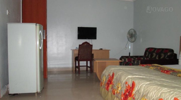 Emadarl Guest Inn
