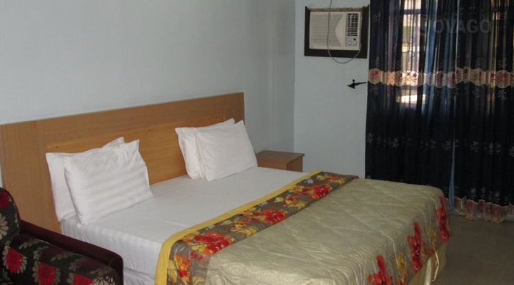 Emadarl Guest Inn