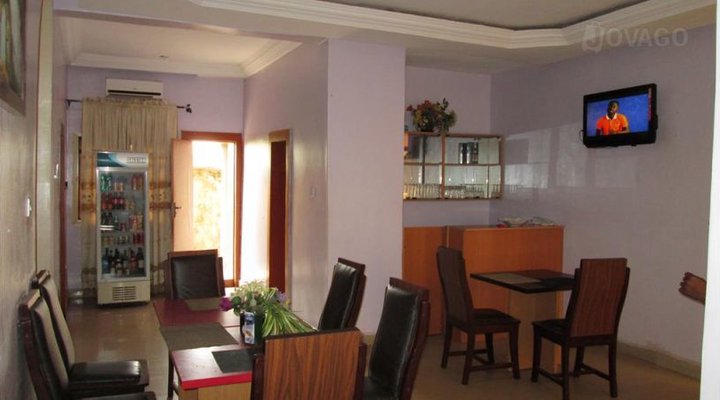 Emadarl Guest Inn