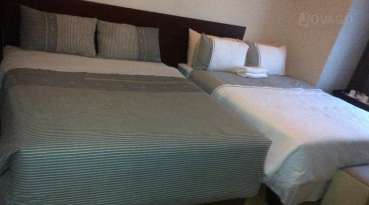 Khayelihle Guest House