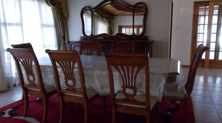 Living Guest House Executive