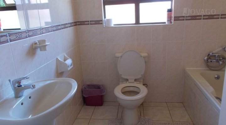 Living Guest House Executive