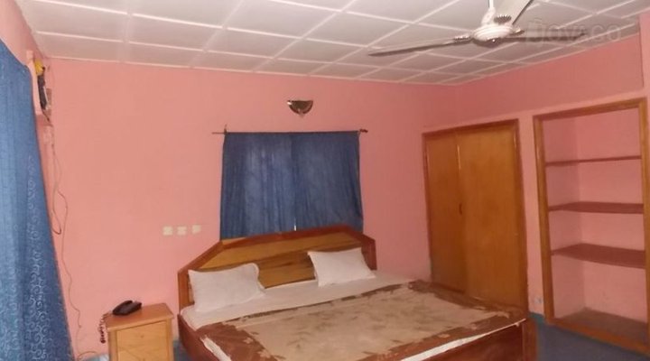 Tomaso Kings Palace Ltd 1