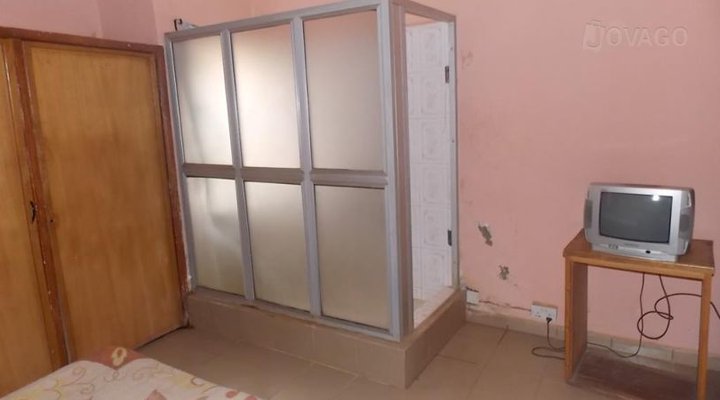 Tomaso Kings Palace Ltd 1