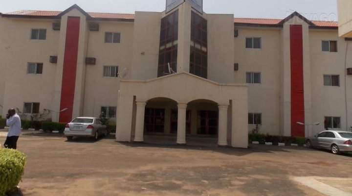 Water Suites And Conference Center
