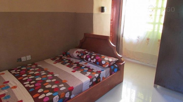 Lovelyn Guest House