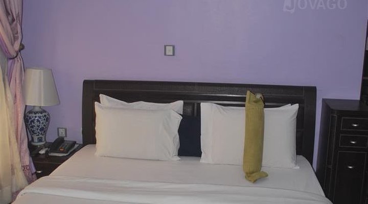 Au-del? des Fronti?res Hotel