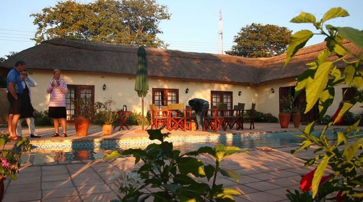 Mandebele Lodge