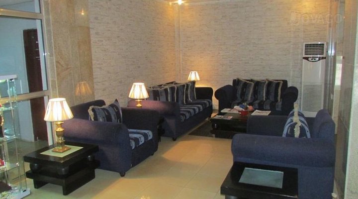 Universal Hotel Enugu