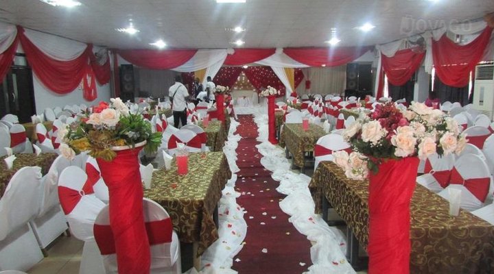 Universal Hotel Enugu