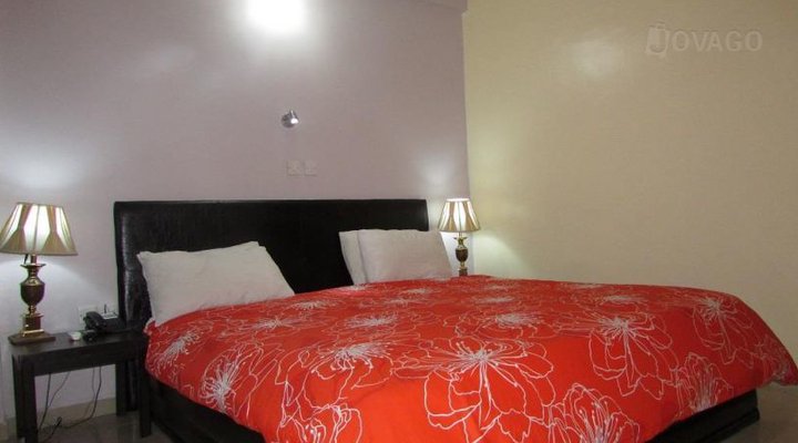 Universal Hotel Enugu