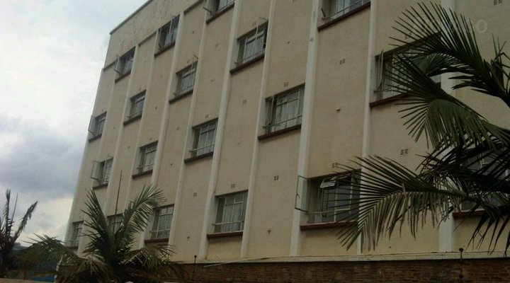 Connaught Lodge