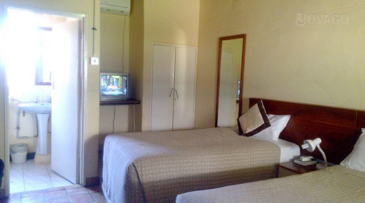 Pamusha Lodge & Safaris