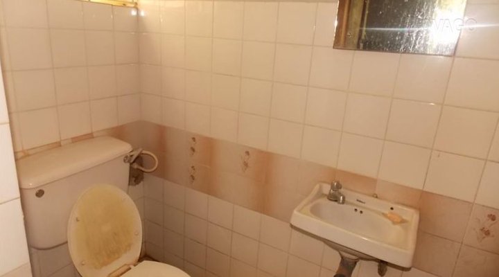 Top Restaurant & Nite Club Hotel