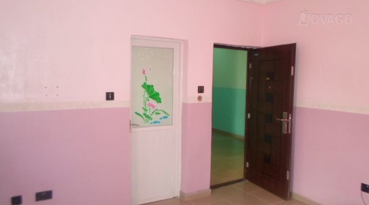 Golden Petal Lodge