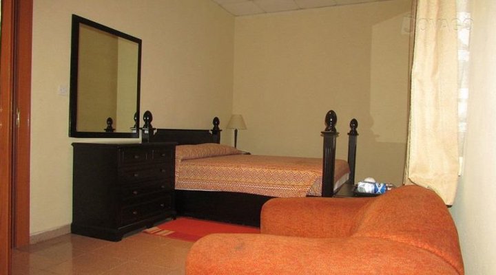 520 Hotel Akuna Lodge