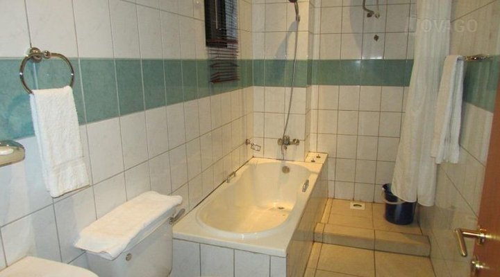 520 Hotel Akuna Lodge