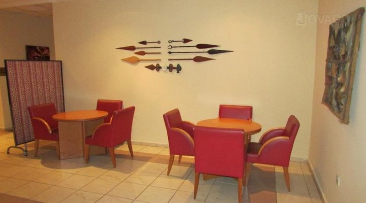 520 Hotel Akuna Lodge