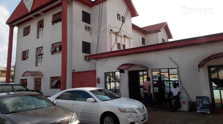 Vivian Hotels Ltd Orji