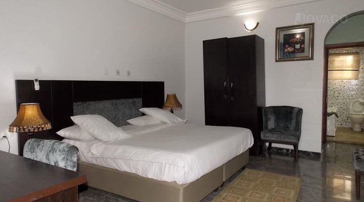 Transtell Suites & Service Apartment