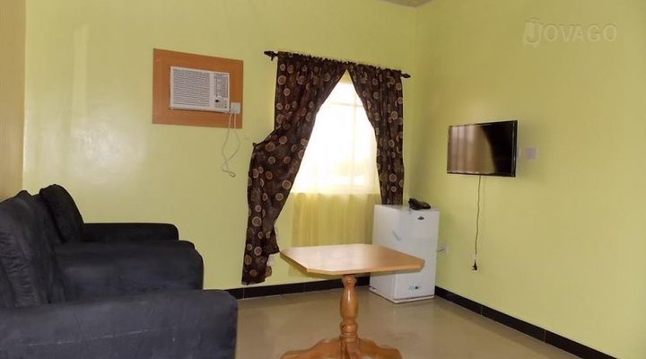 Deo Juvante Hotel & Suites