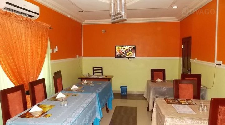 Ochez Suite
