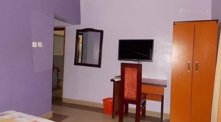Ochez Suite