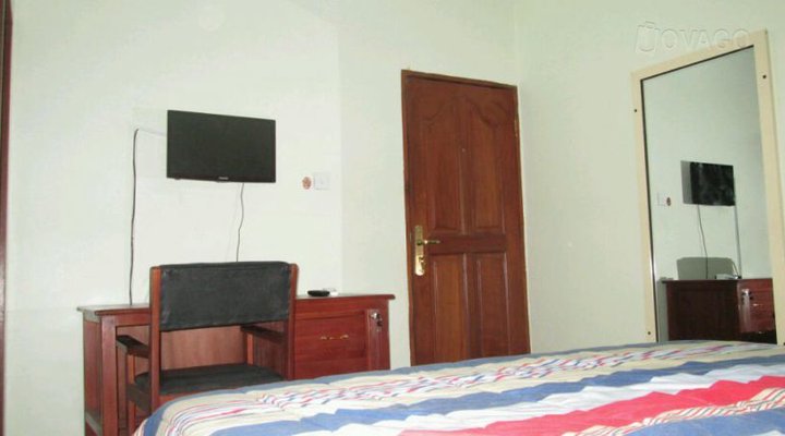 Utar Hotel & Suites