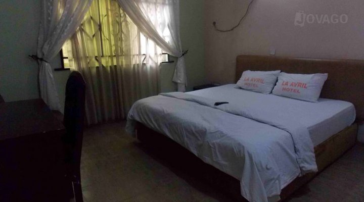 La Avril Hotel And Suites