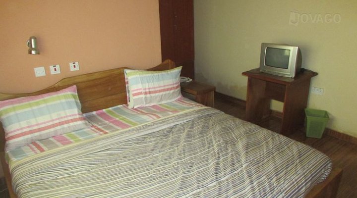 New Phase Hotel