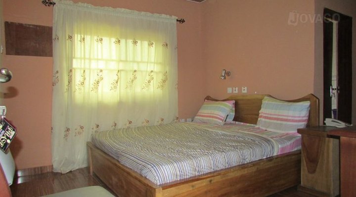 New Phase Hotel