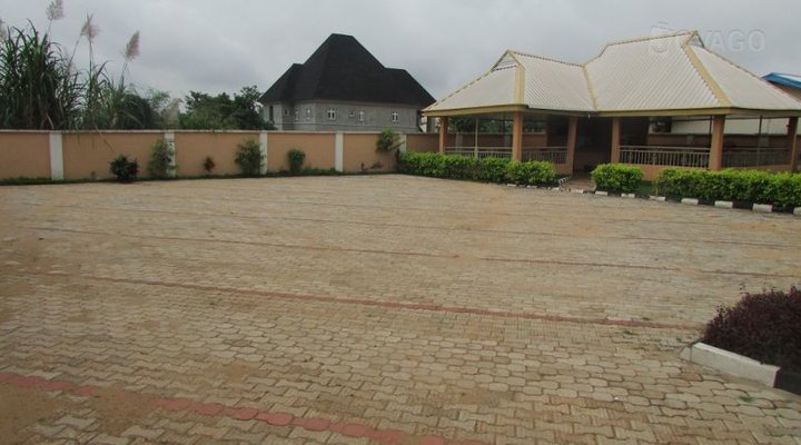 New Phase Hotel